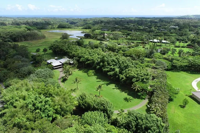 $7,650,000 | 5880L Kahiliholo Road, Kilauea, HI 96754