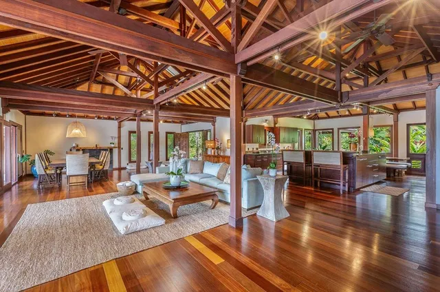 $7,650,000 | 5880L Kahiliholo Road, Kilauea, HI 96754