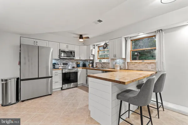 $639,000 | 18347 Manor Church Road, Boonsboro, MD 21713