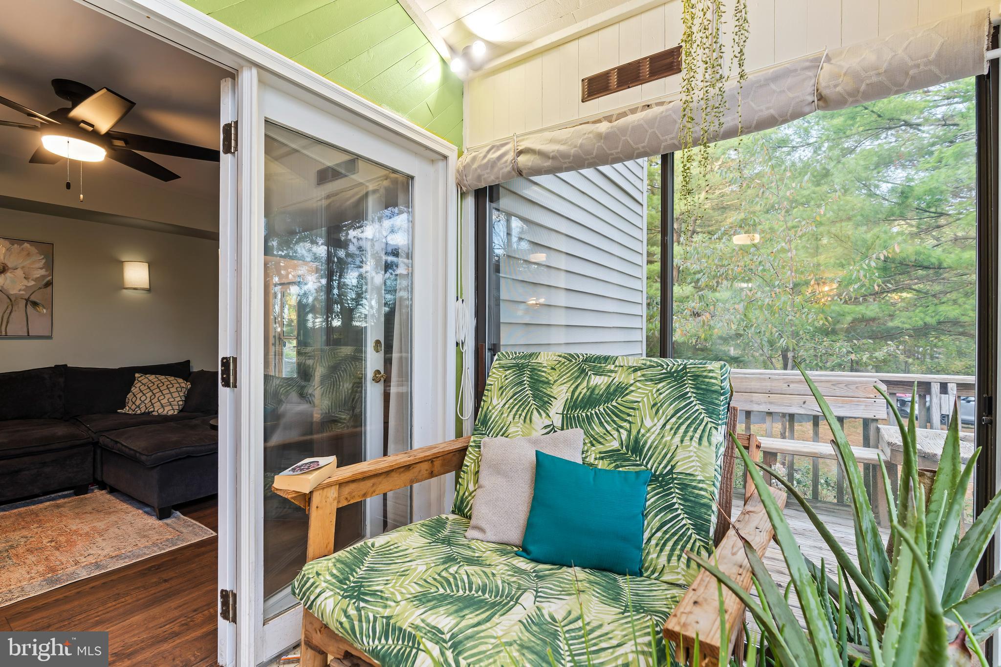 18347 Manor Church Road Boonsboro, MD 21713 - Photo 27 of 68 Sunroom