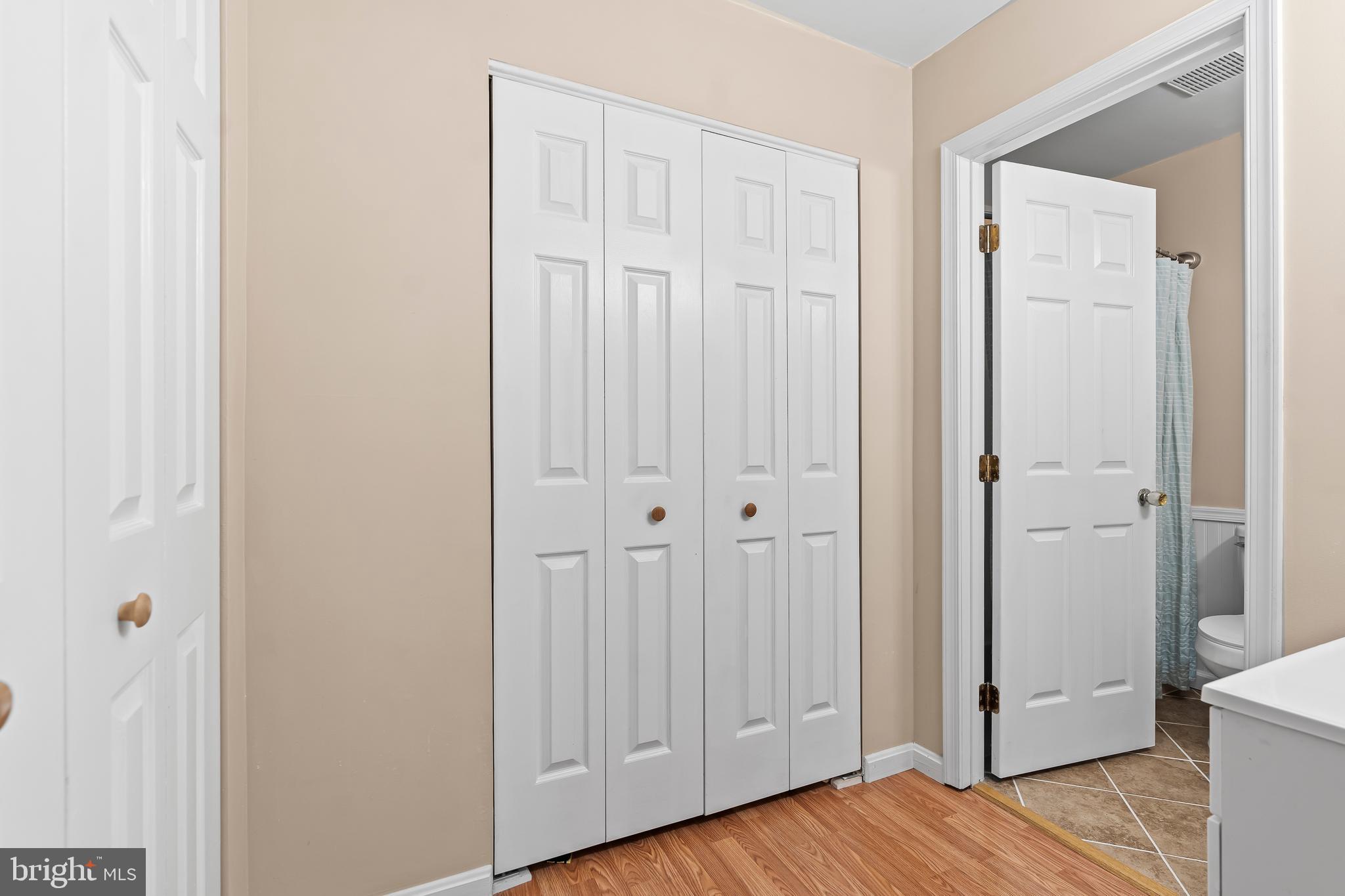 18347 Manor Church Road Boonsboro, MD 21713 - Photo 33 of 70 a view of a hallway with wooden floor