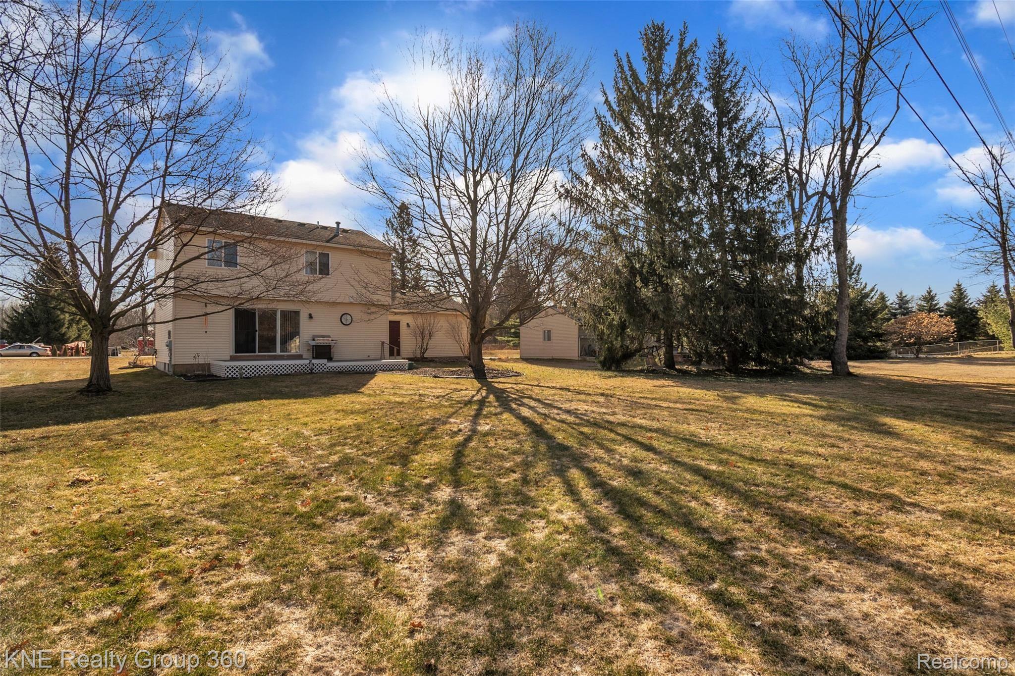 5339 Eagle Road Highland, MI 48356 - Photo 38 of 45 41-5339 Eagle Road-windowstill-real-estate-photography-41.jpg