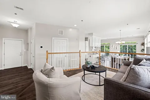 $400,000 | 810 Belmont Bay Drive, Unit 201, Woodbridge, VA 22191