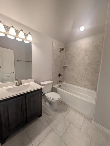 $2,799 | 1204 Sagewood Drive, Justin, TX 76247