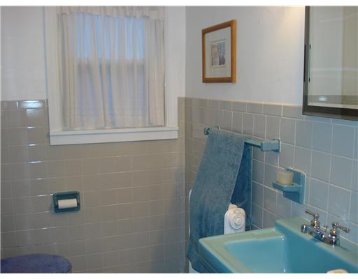 101 Bower Hill Road Mt. Lebanon, PA 15228 - Photo 14 of 18 Master Bath/Spa.