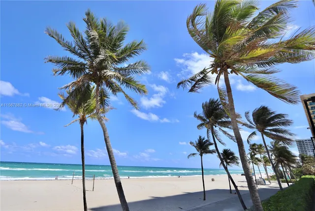 $2,400 | 2401 South Ocean Drive, Unit 806, Hollywood, FL 33019