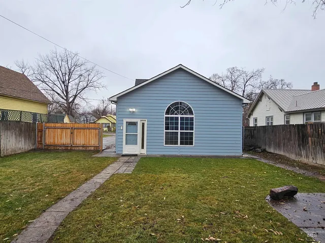 $295,000 | 644 North 7th Street, Payette, ID 83661