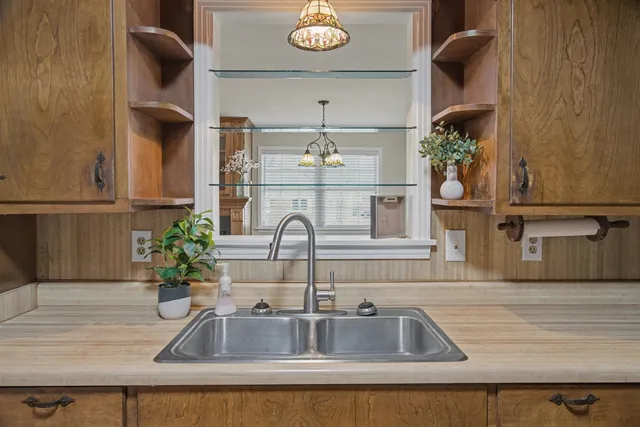 a close view of sink and tap