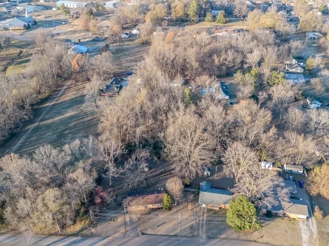 a view of outside area