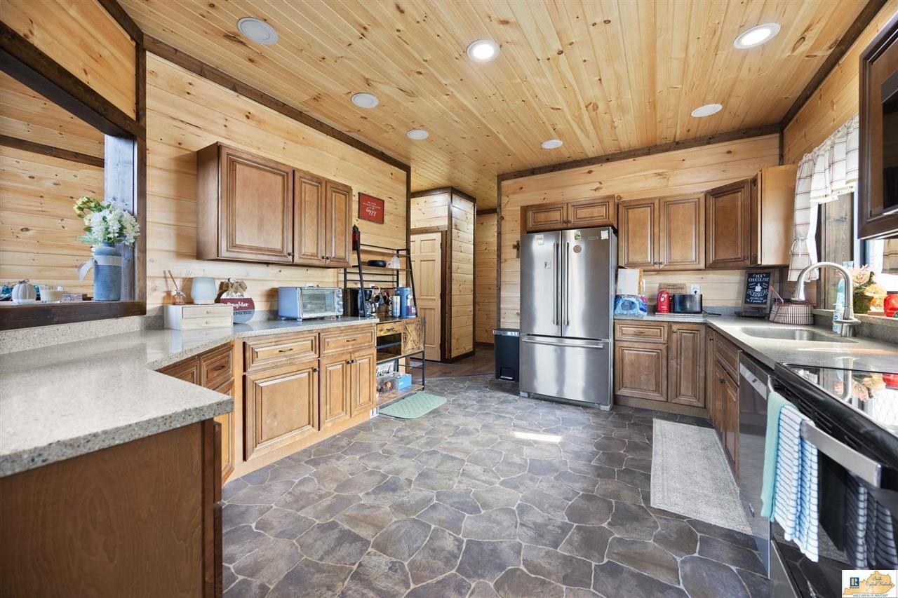 945 Ted Logsdon Road Clarkson, KY 42726 - Photo 16 of 95 Gallery Image 16