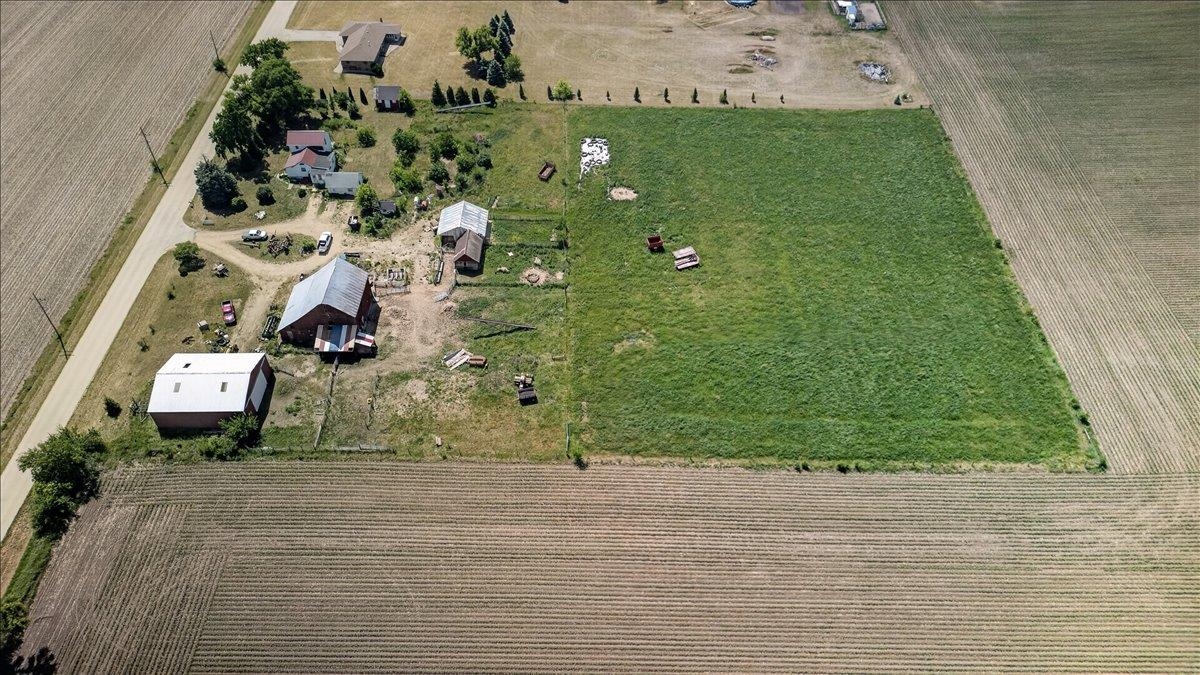 10112 East High Road Stillman Valley, IL 61084 - Photo 39 of 42
