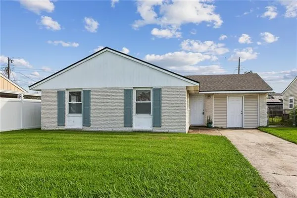 $157,500 | 164 Carmen Drive, Avondale, LA 70094