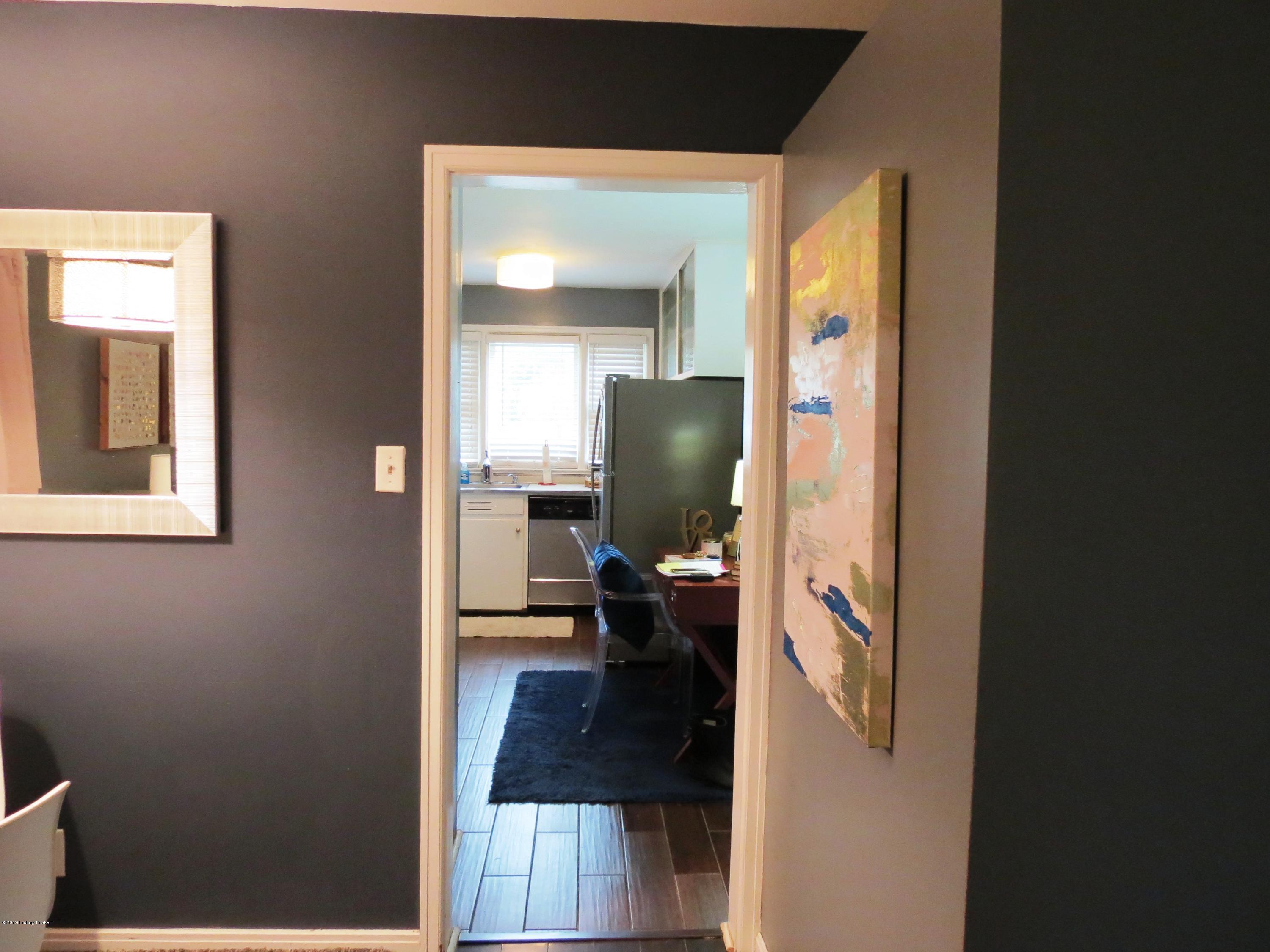 3200 Radiance Road Louisville, KY 40220 - Photo 11 of 16 IMG_3241