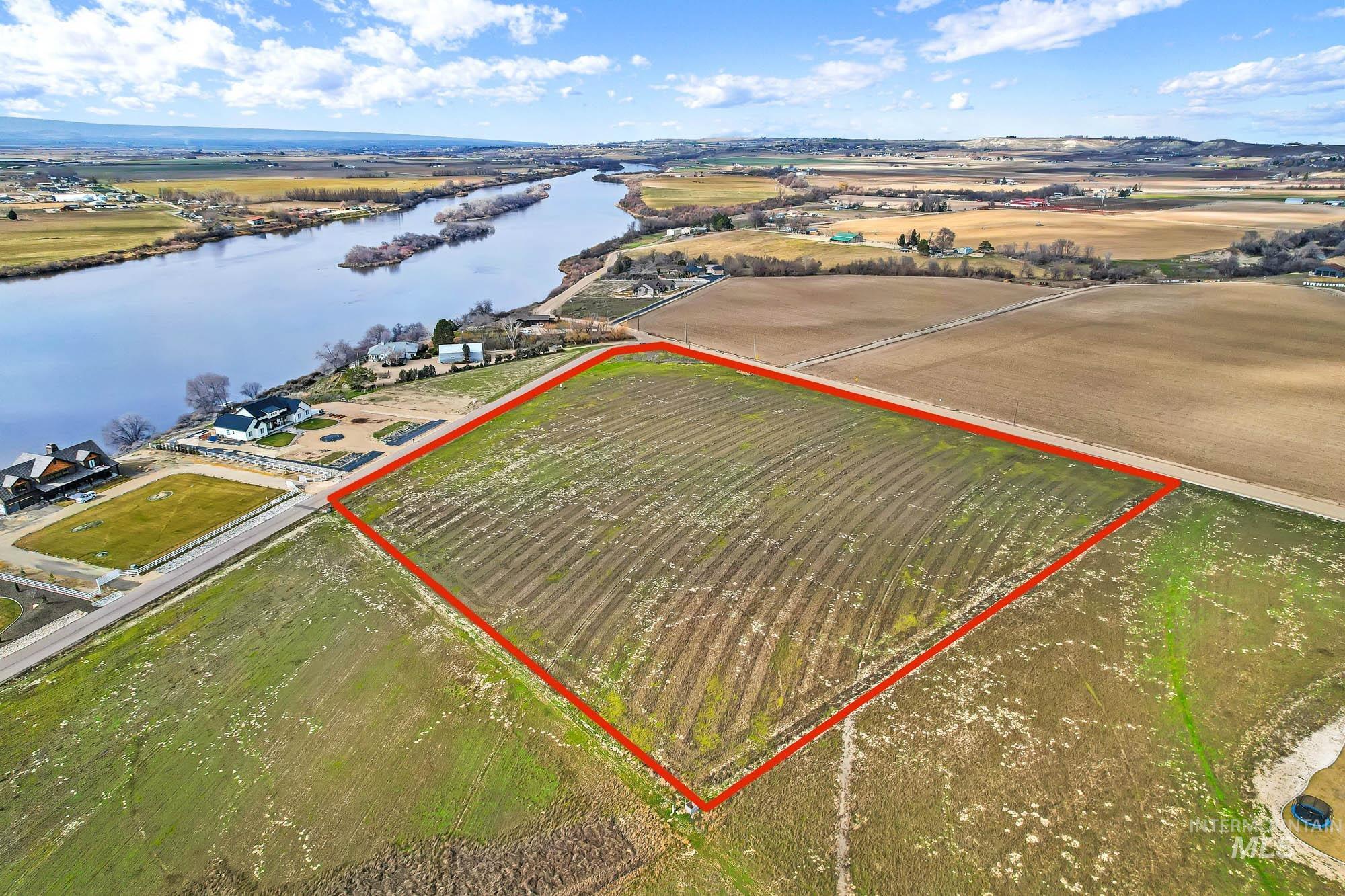 Tbd Tbd Cabernet Lane Caldwell, ID 83607 - Photo 7 of 15 View of rural area with property boundaries highlighted and a large body of water