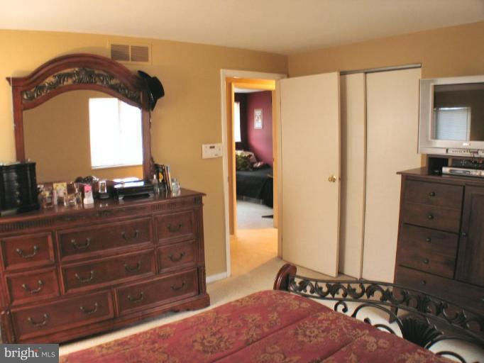 5218 Eliots Oak Road Columbia, MD 21044 - Photo 11 of 30 Master Bedroom #3