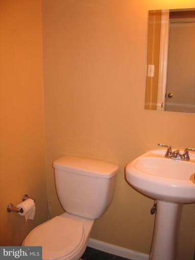 5218 Eliots Oak Road Columbia, MD 21044 - Photo 20 of 30 Half Bath 1