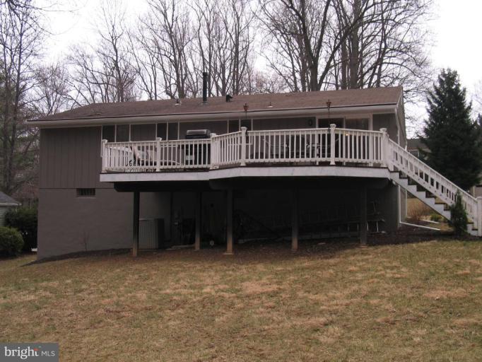 5218 Eliots Oak Road Columbia, MD 21044 - Photo 25 of 30 Exterior (Rear)