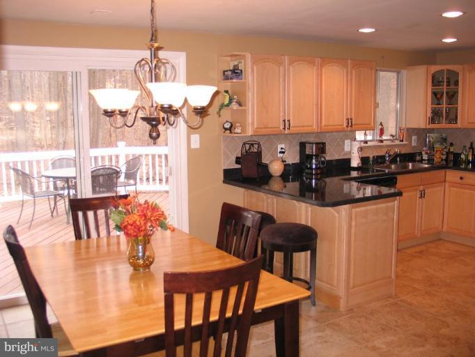5218 Eliots Oak Road Columbia, MD 21044 - Photo 4 of 30 Kitchen #3