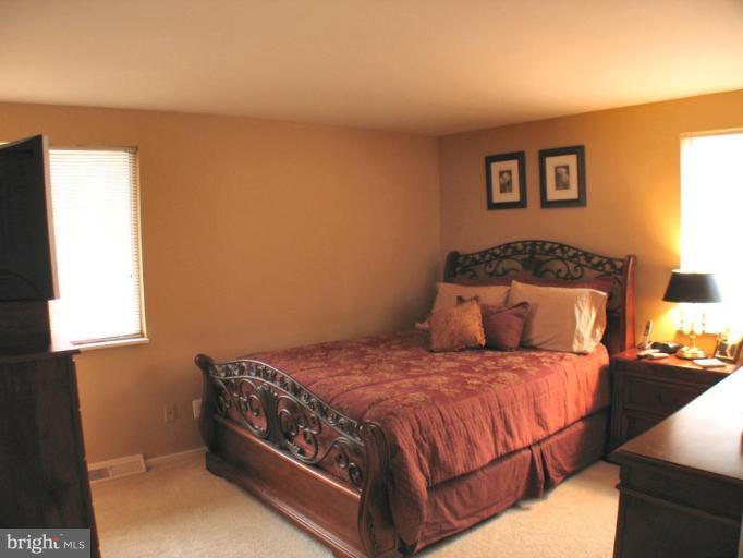 5218 Eliots Oak Road Columbia, MD 21044 - Photo 9 of 30 Master Bedroom