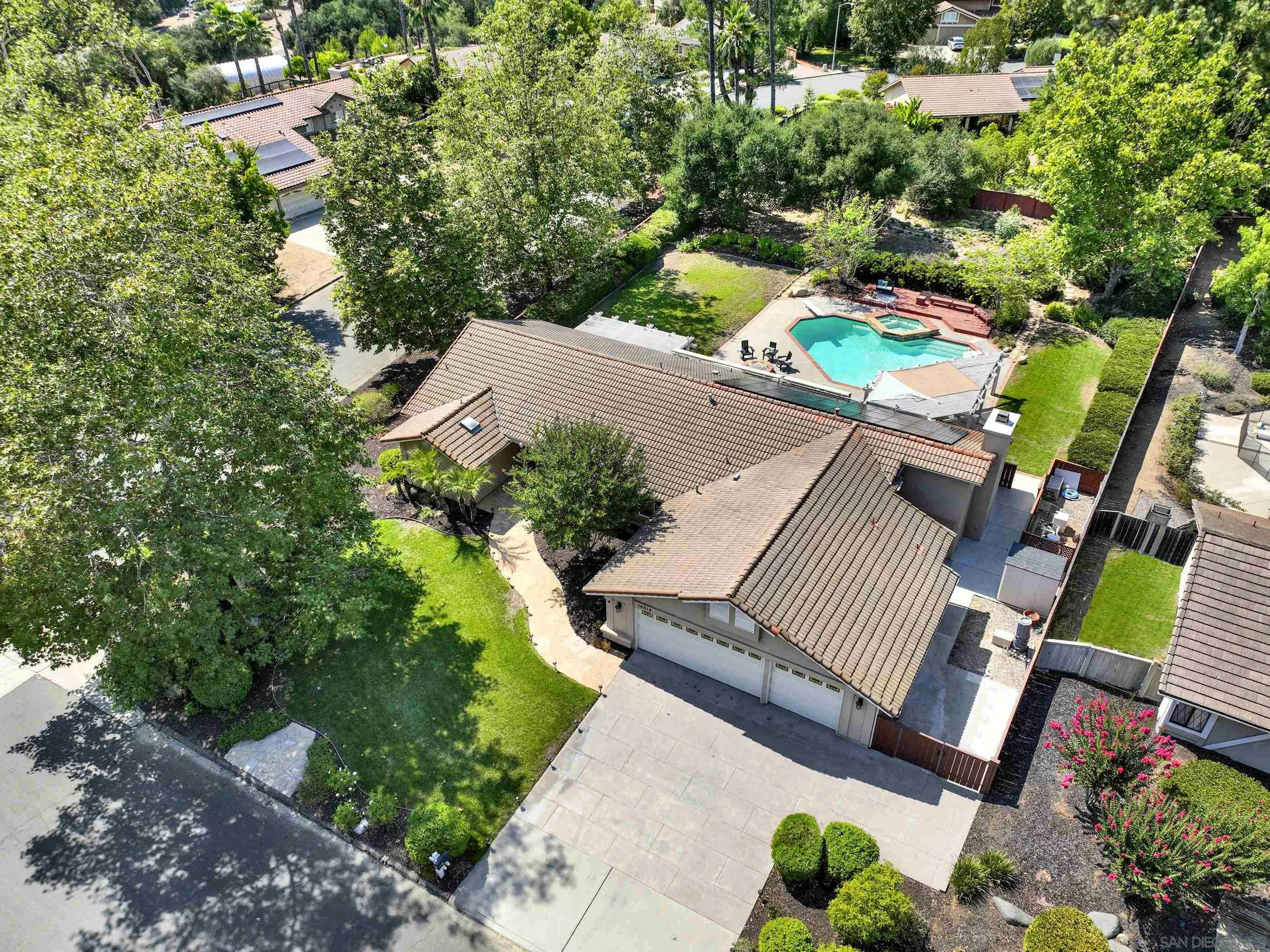 14012 Valley Springs Road Poway, CA 92064 - Photo 4 of 57 a view of yard and patio