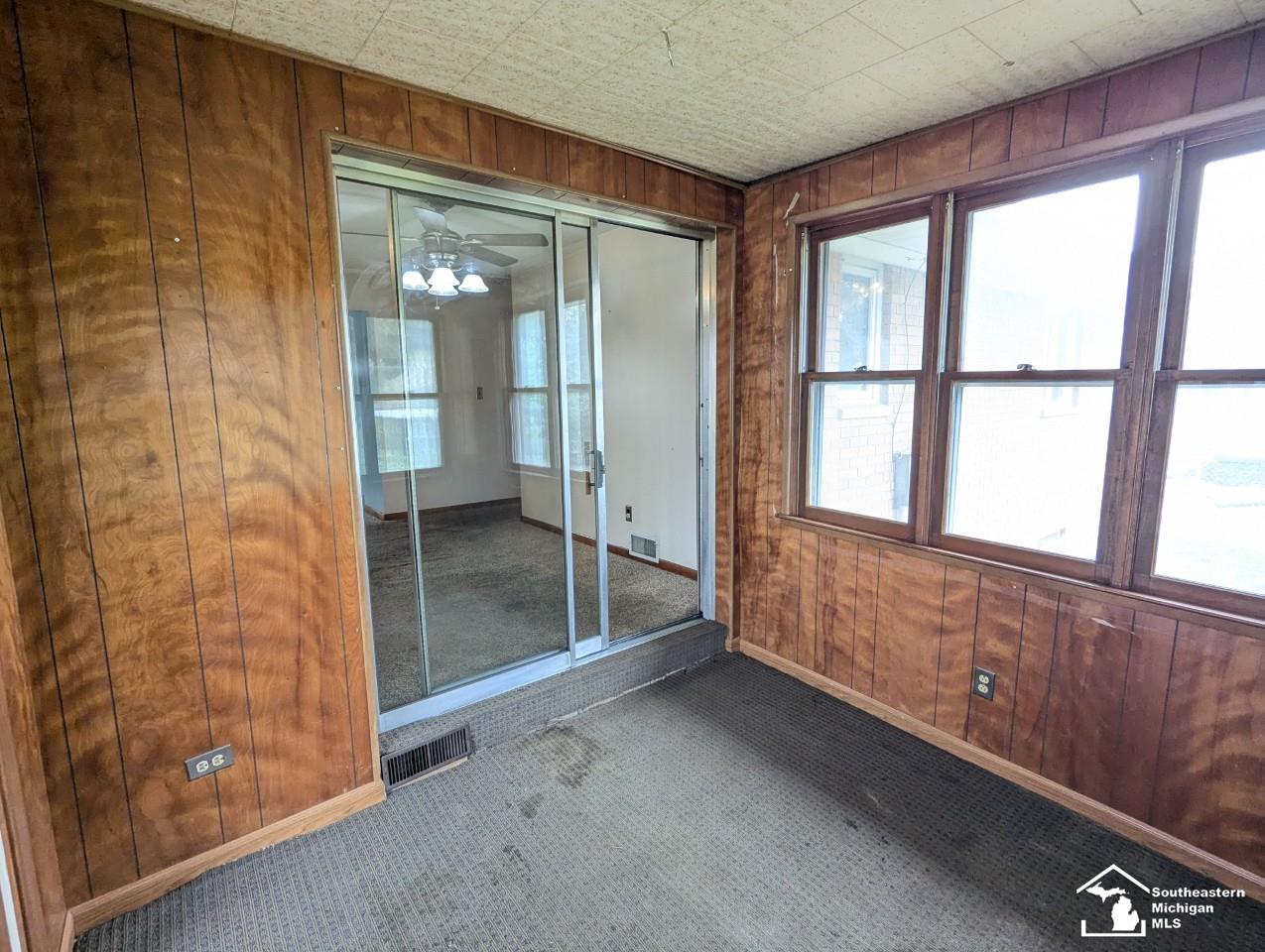 1261 Stewart Road Monroe, MI 48162 - Photo 22 of 31 50193234-769dc519-0f5b-49d7-9977-44d1a3850aad.JPG