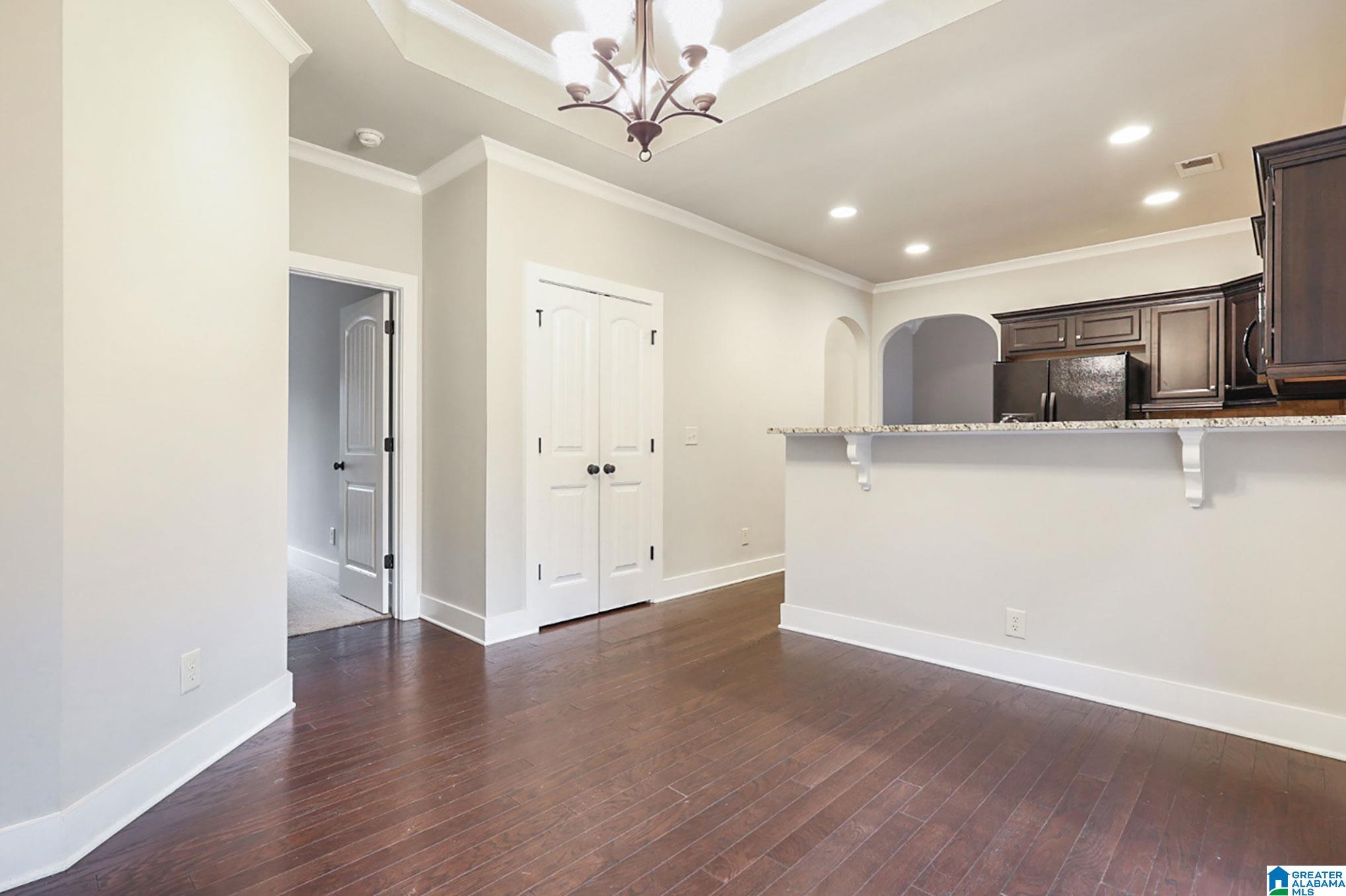 1252 Grants Way Birmingham, AL 35210 - Photo 10 of 24