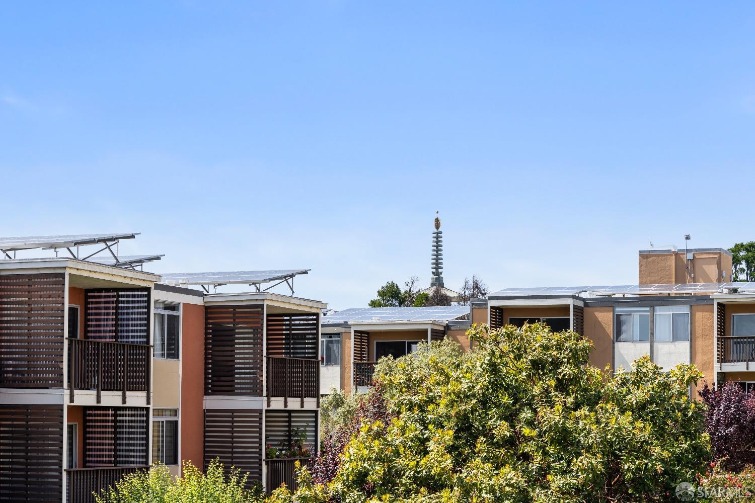 30 Quickstep Lane, Unit 3 San Francisco, CA 94115 - Photo 20 of 20 a front view of a house with a garden