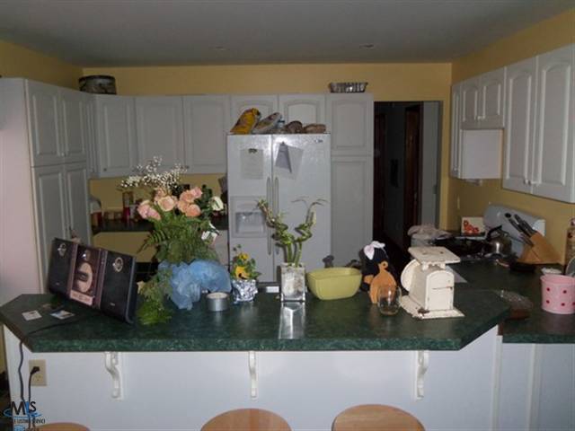 5103 Millis Road North Branch, MI 48461 - Photo 7 of 16 31103633-6.JPG