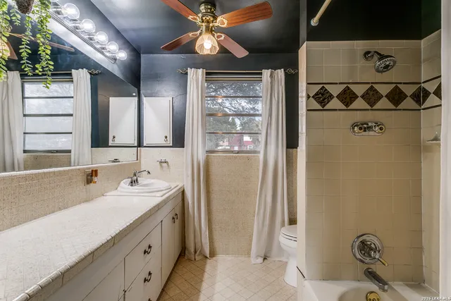 $325,000 | 2815 Gainesborough Drive, San Antonio, TX 78230