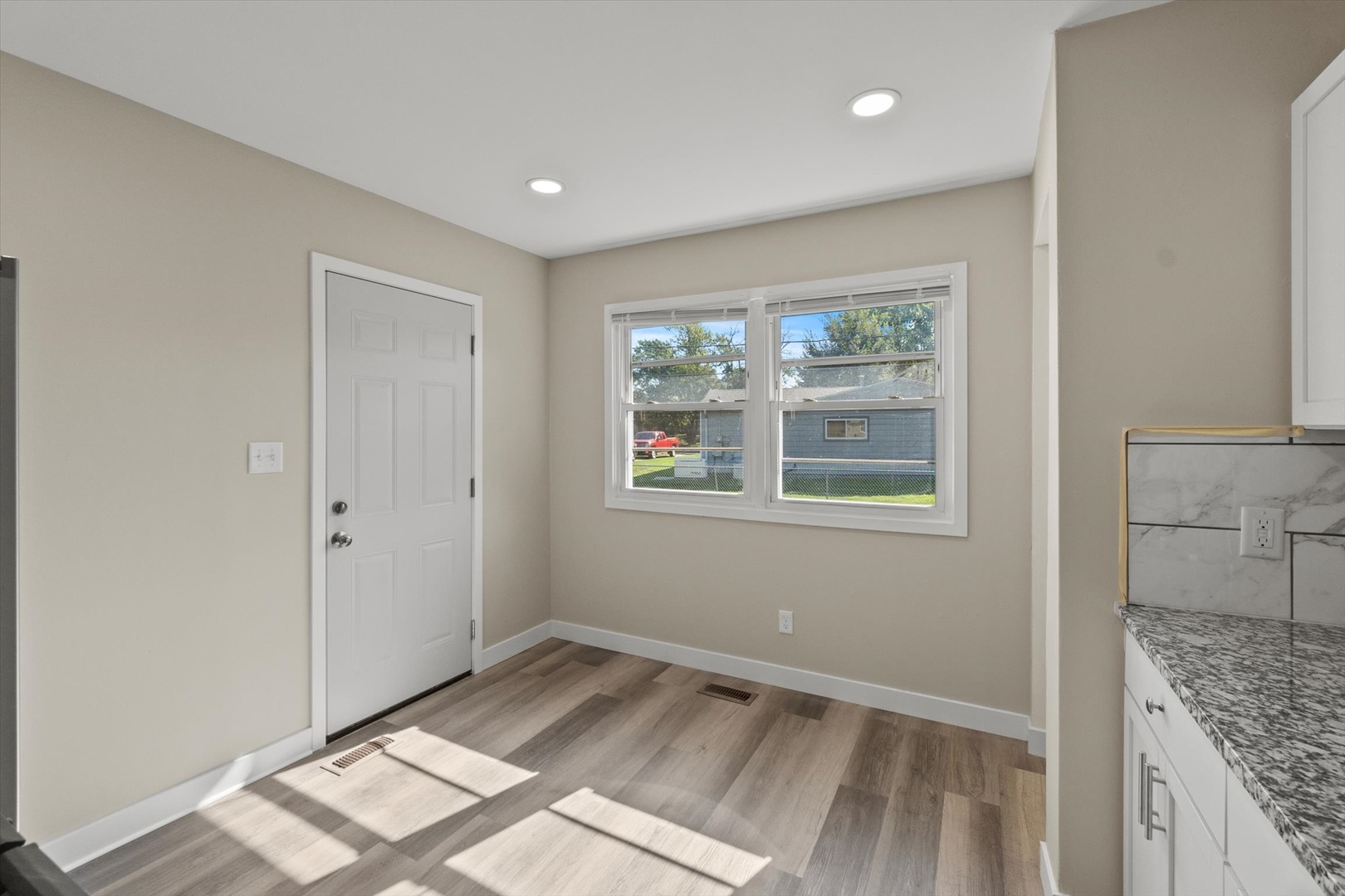 1208 Hague Street Joliet, IL 60432 - Photo 15 of 27