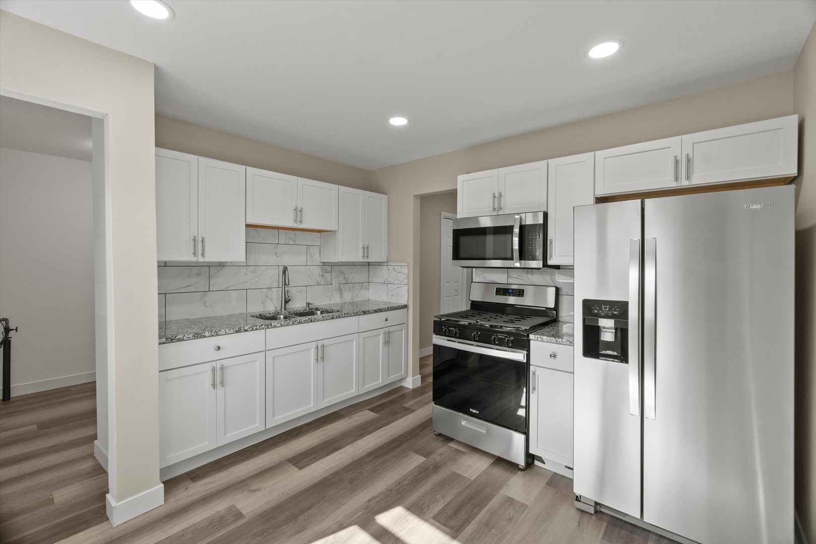 1208 Hague Street Joliet, IL 60432 - Photo 16 of 27