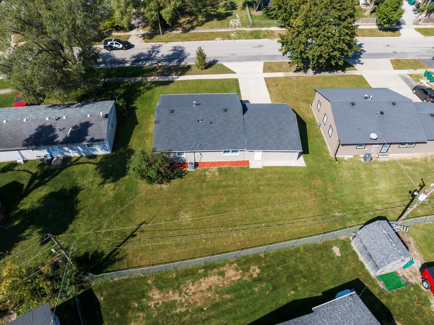 1208 Hague Street Joliet, IL 60432 - Photo 24 of 27