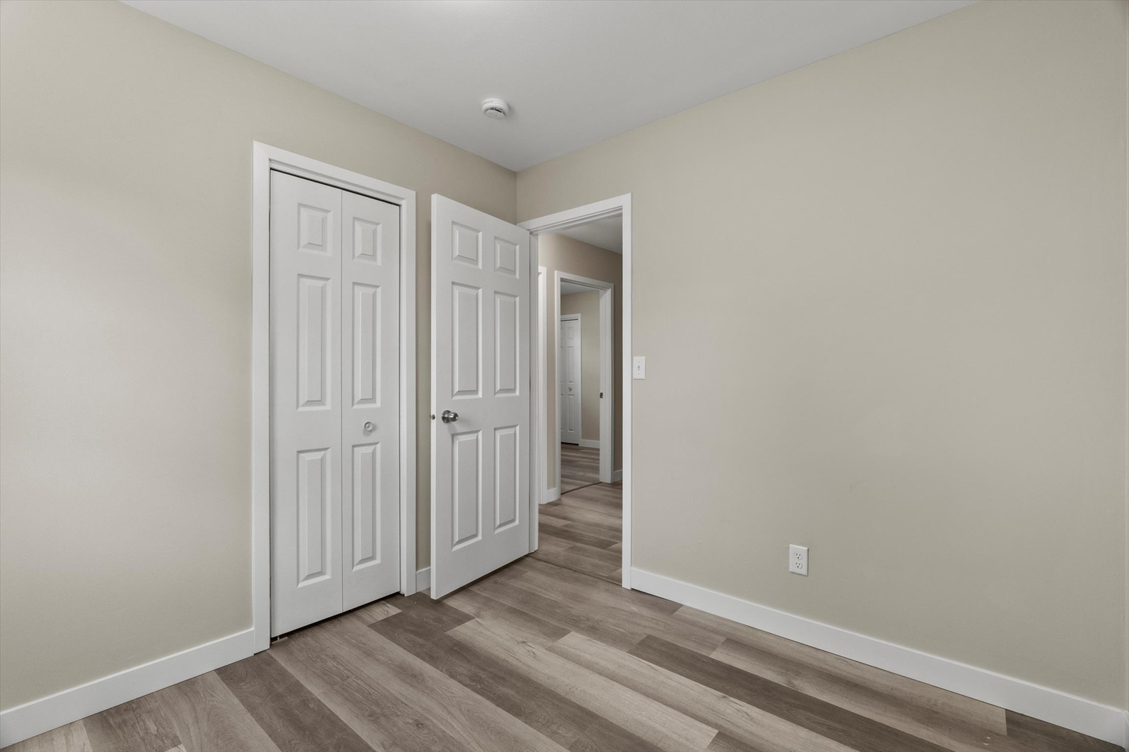 1208 Hague Street Joliet, IL 60432 - Photo 7 of 27