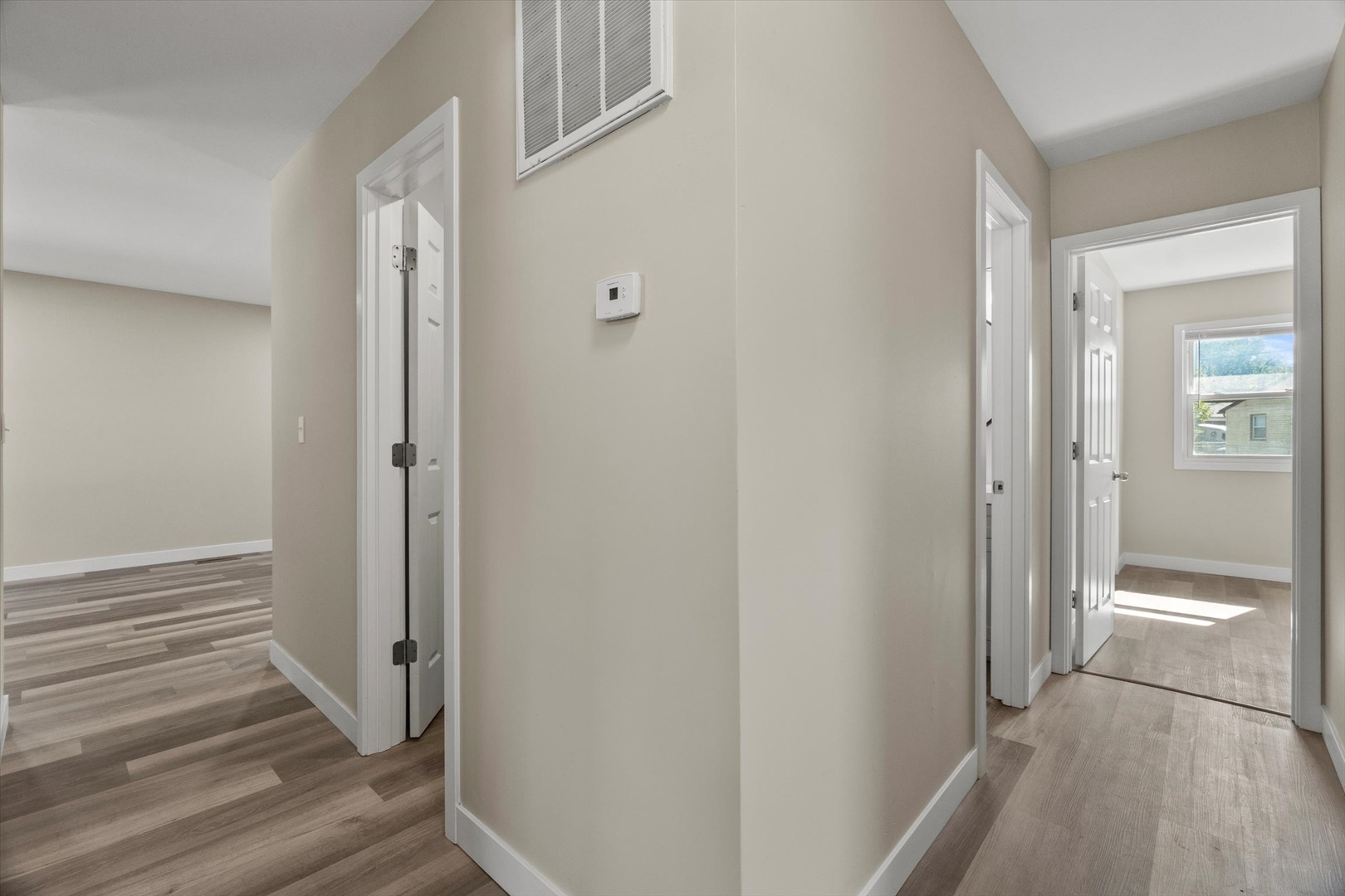 1208 Hague Street Joliet, IL 60432 - Photo 10 of 27