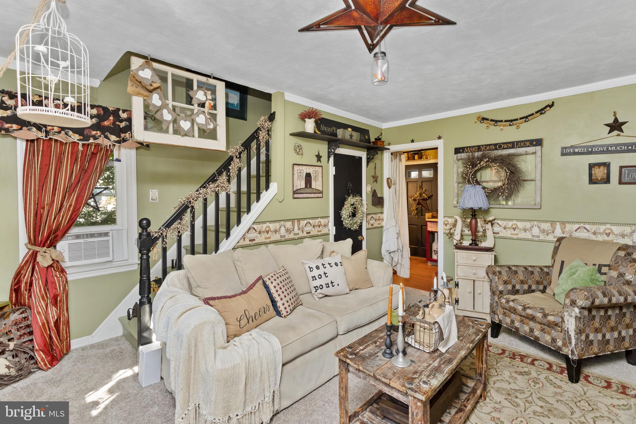 205 Maddock Avenue Hamilton, NJ 08610 - Photo 6 of 31