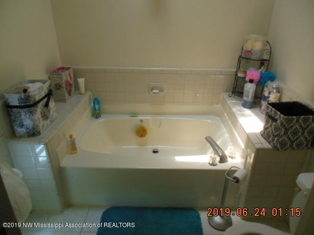 33 Linwood Road Senatobia, MS 38668 - Photo 16 of 34 DSCN0863