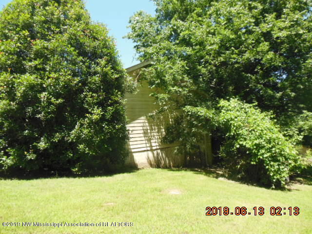 33 Linwood Road Senatobia, MS 38668 - Photo 24 of 34 DSCN0736