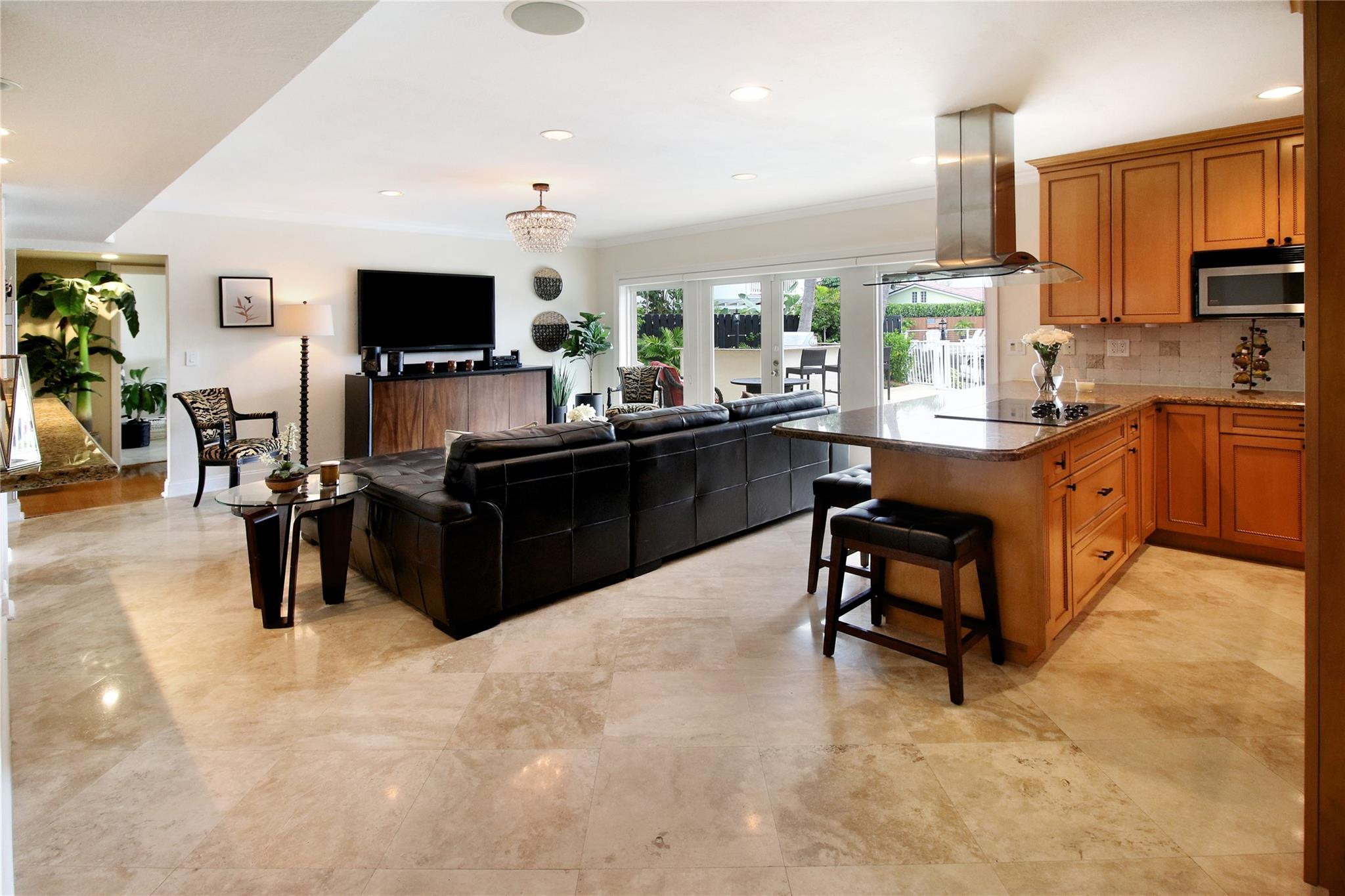 2445 Southeast 8th Street Pompano Beach, FL 33062 - Photo 11 of 84 Photo 11