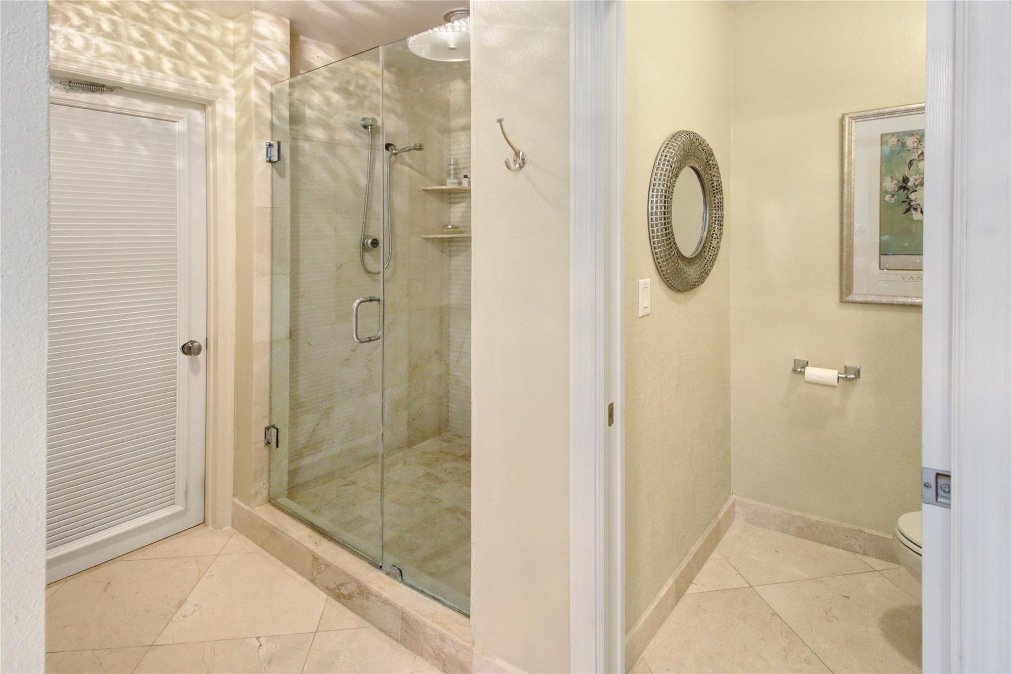 2445 Southeast 8th Street Pompano Beach, FL 33062 - Photo 32 of 84 Photo 32