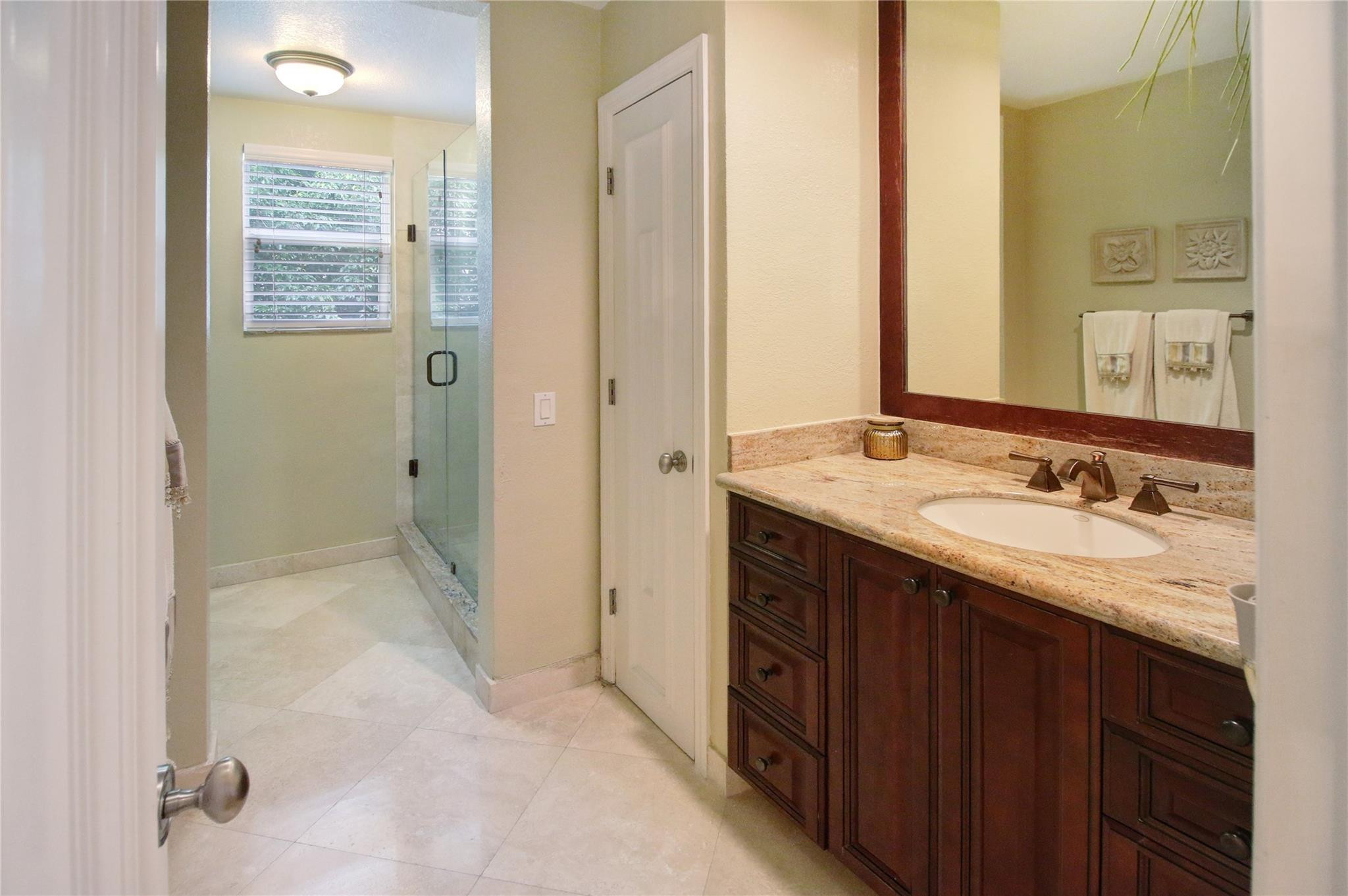 2445 Southeast 8th Street Pompano Beach, FL 33062 - Photo 35 of 84 Photo 35