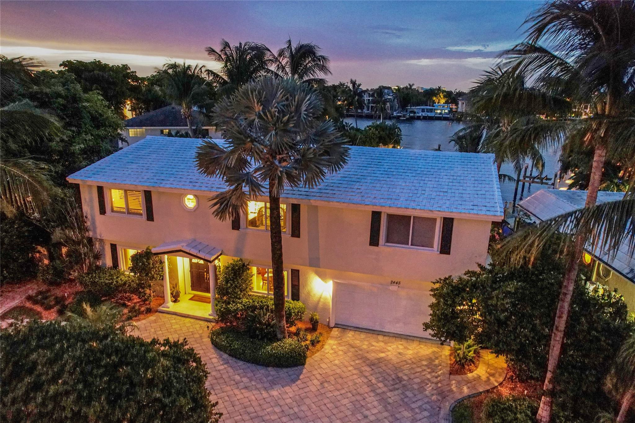 2445 Southeast 8th Street Pompano Beach, FL 33062 - Photo 5 of 84 Photo 5
