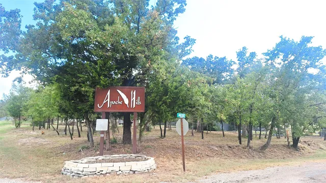 $36,500 | 406 Choctaw Crest, Somerville, TX 77879