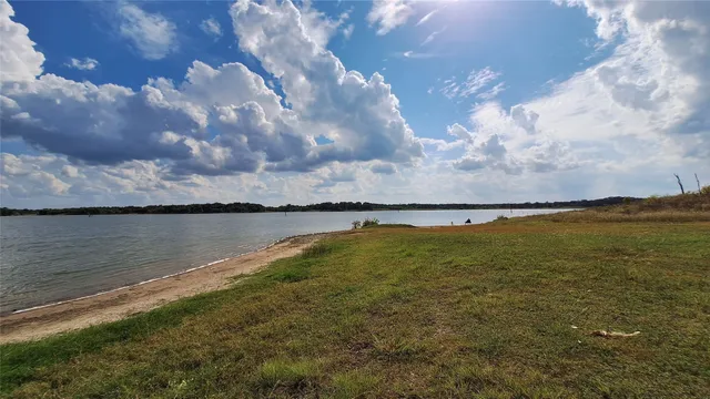 $36,500 | 406 Choctaw Crest, Somerville, TX 77879