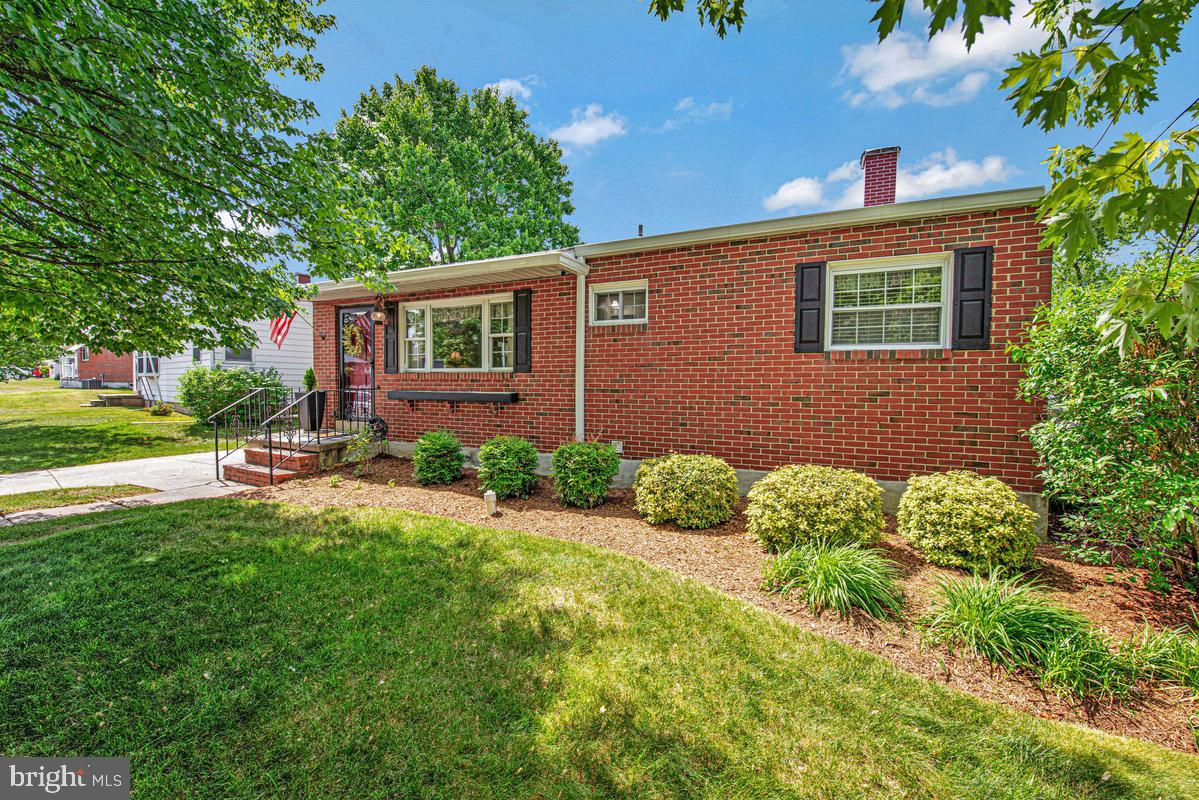 26 Kempton Road Glen Burnie, MD 21060 - Photo 3 of 35