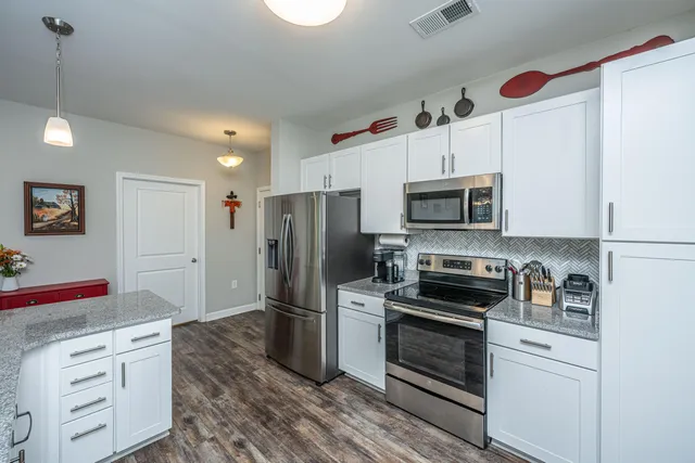 $315,000 | 7402 Bowen Corner Avenue, Hanahan, SC 29410