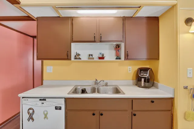 $450,000 | 14858 Beaverton Road, Poplar Grove, IL 61065