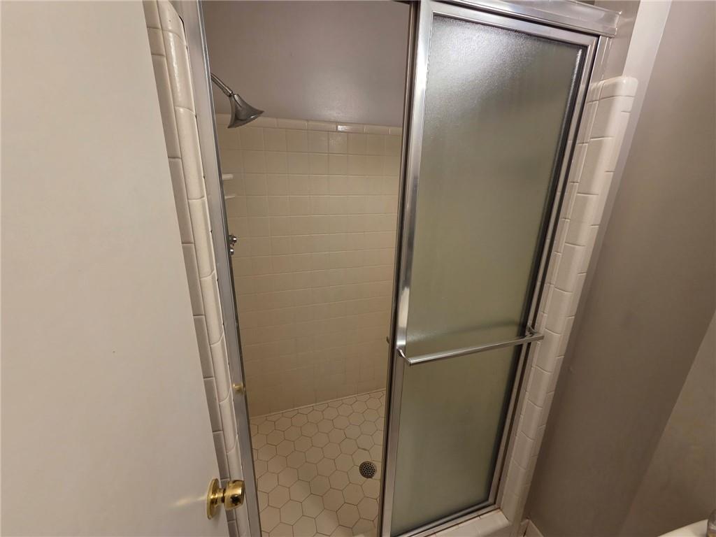 943 Barton Woods Road Northeast Atlanta, GA 30307 - Photo 9 of 12 Gallery Image 9