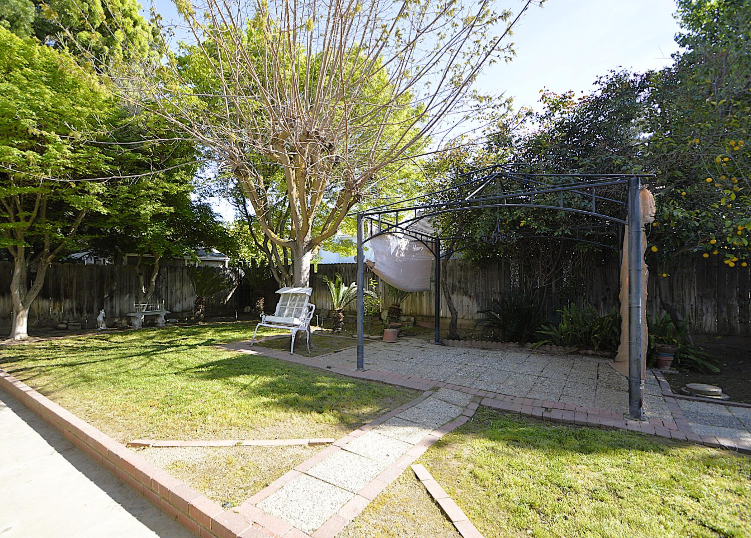 2037 East Decatur Avenue Fresno, CA 93720 - Photo 40 of 42