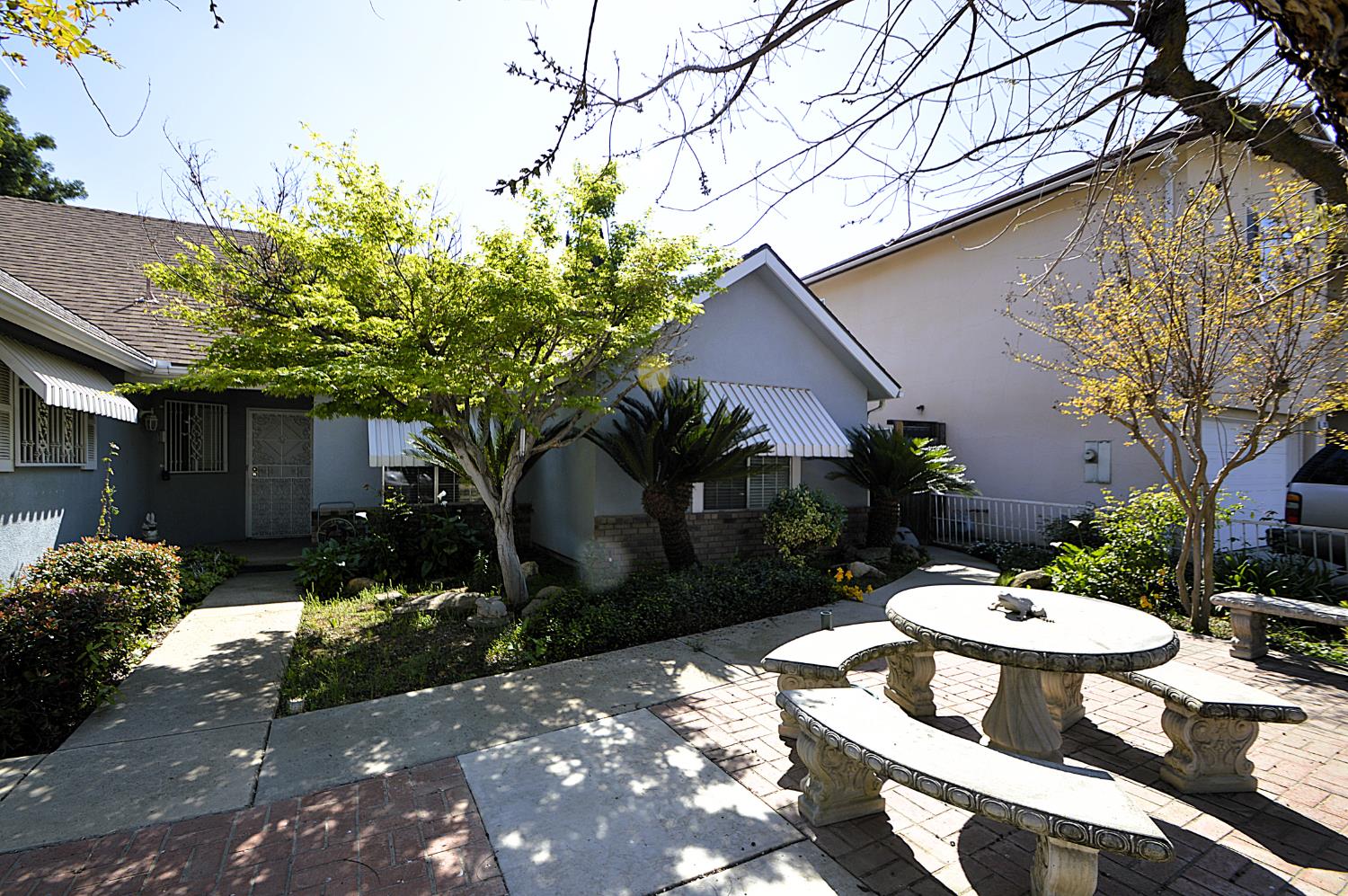 2037 East Decatur Avenue Fresno, CA 93720 - Photo 4 of 42