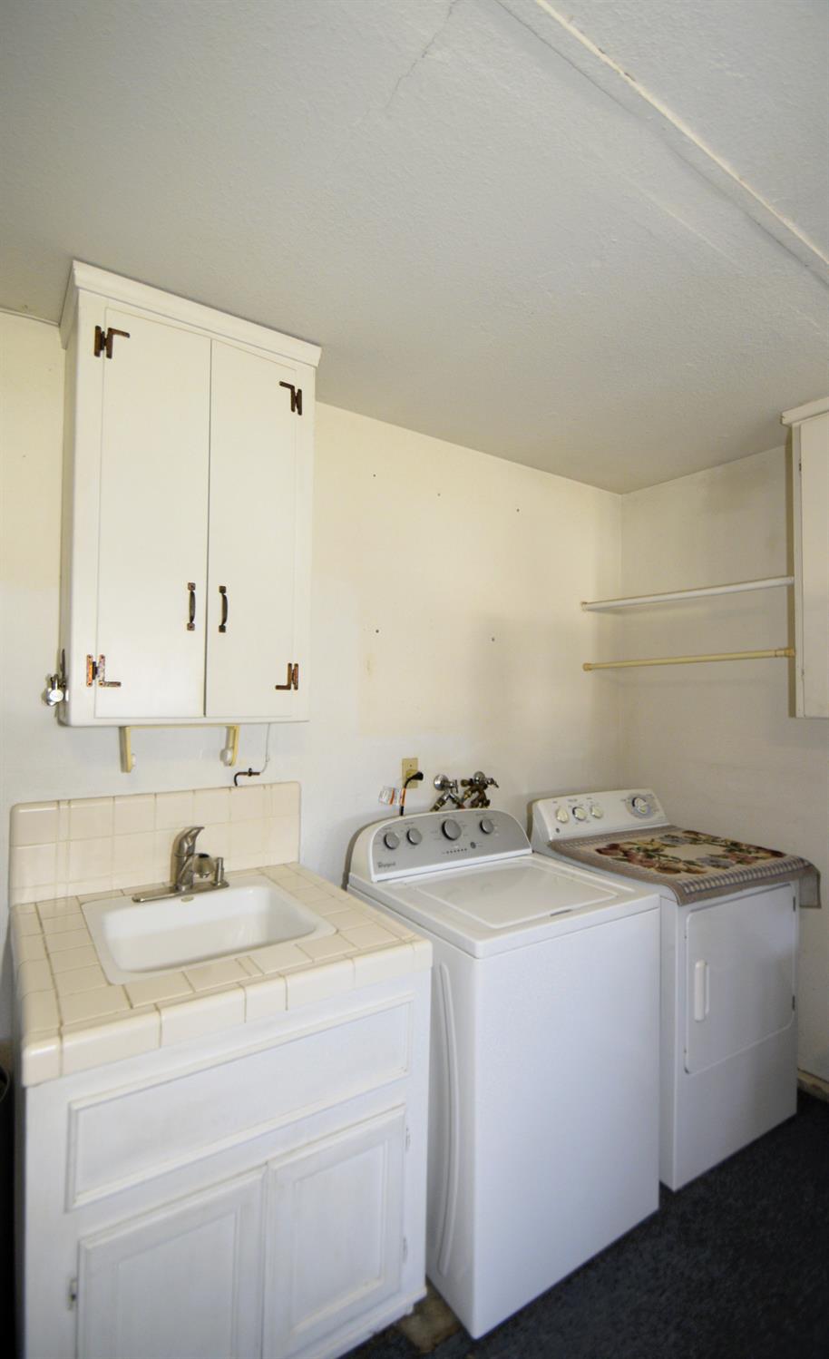 2037 East Decatur Avenue Fresno, CA 93720 - Photo 41 of 42